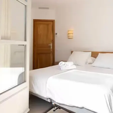 Charming House - Ac - 4br-8p - Villa