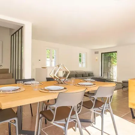 Charming House - Ac - 4br-8p - Villa